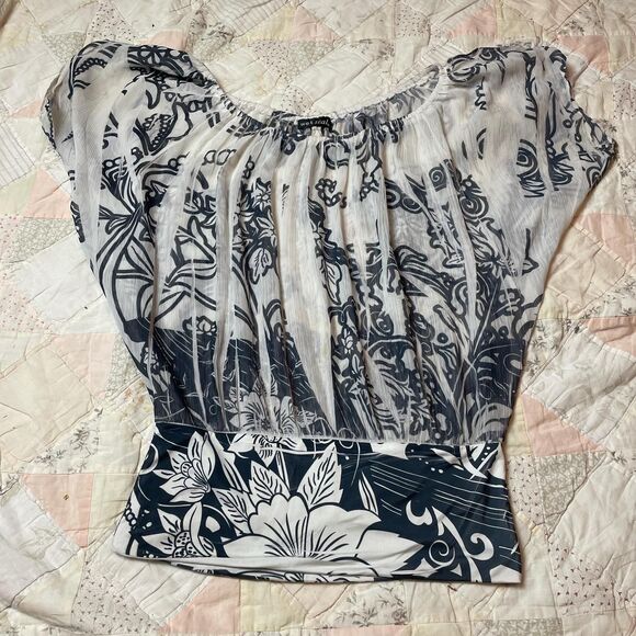 wet seal black and white cyber bat wing sleeve floral top medium - Picture 1 of 6